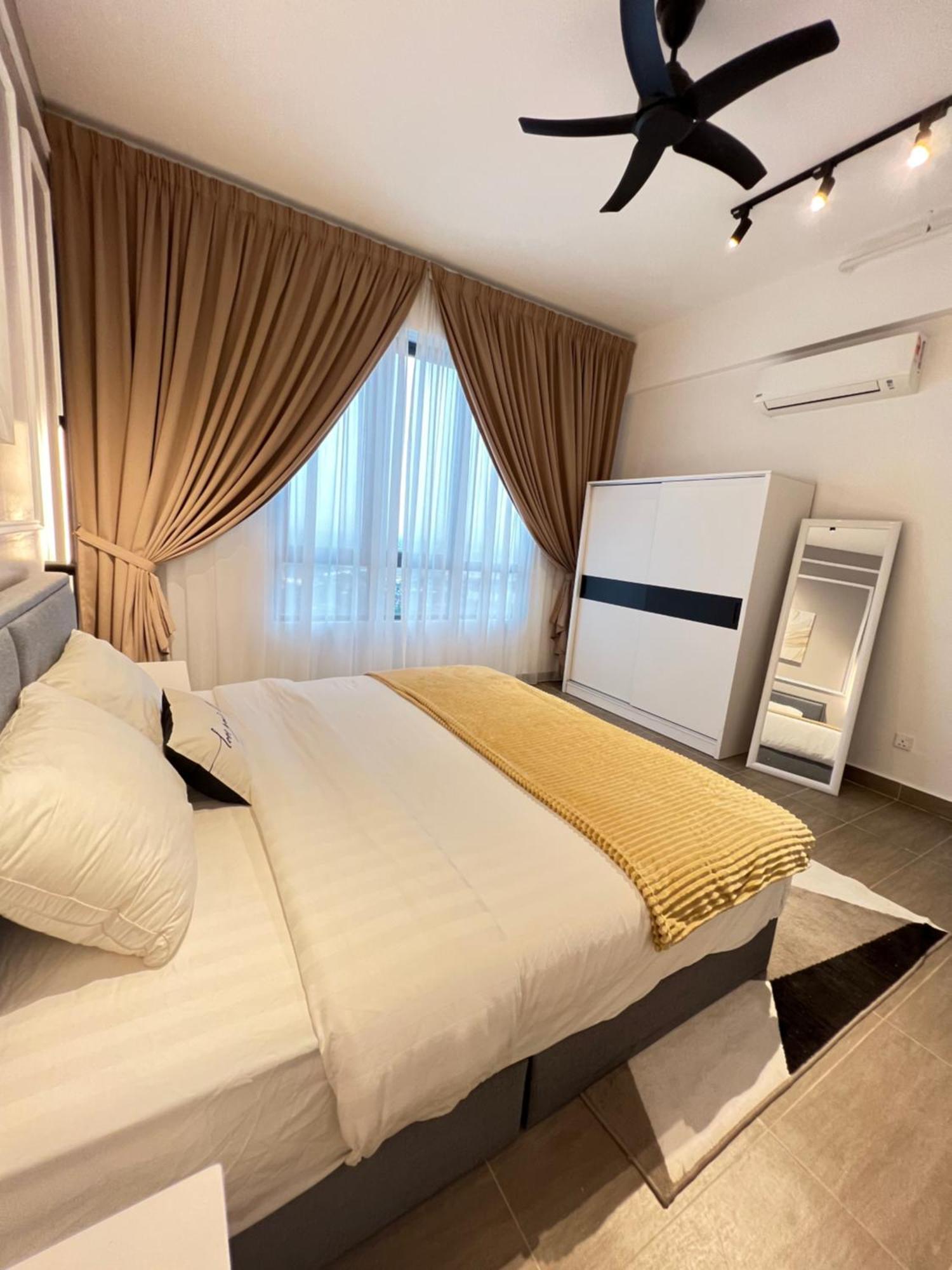 Rizz Residence Troika Kb Kota Bharu Esterno foto