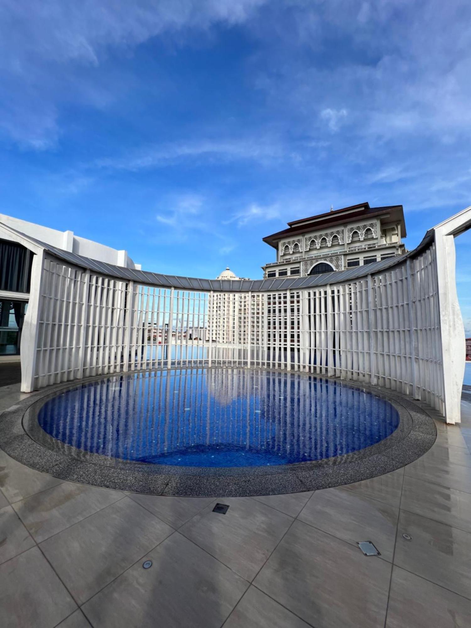 Rizz Residence Troika Kb Kota Bharu Esterno foto